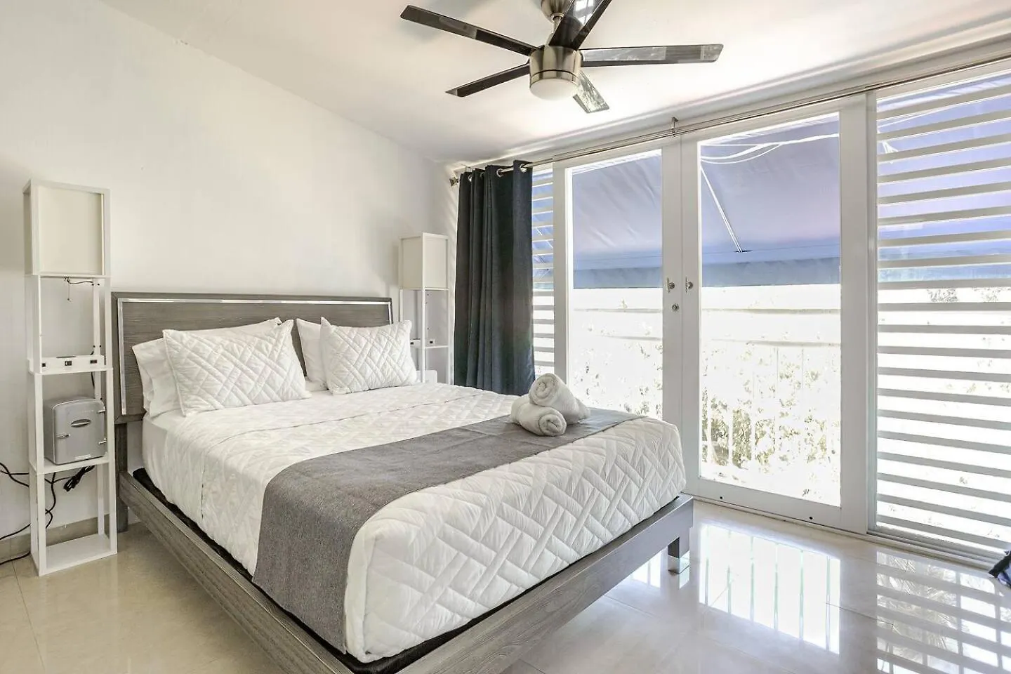 Casa Oasis Prepayment Required New Beach Villa, Walk To Beach, Casino & Restaurants! 多拉多 波多黎各